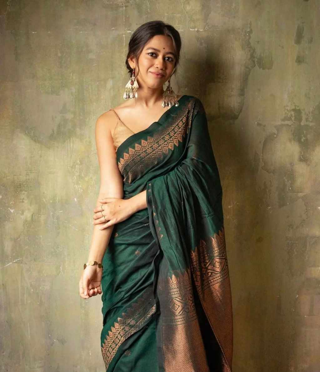 Emerald Green Banarasi Silk Saree (MF 1950)
