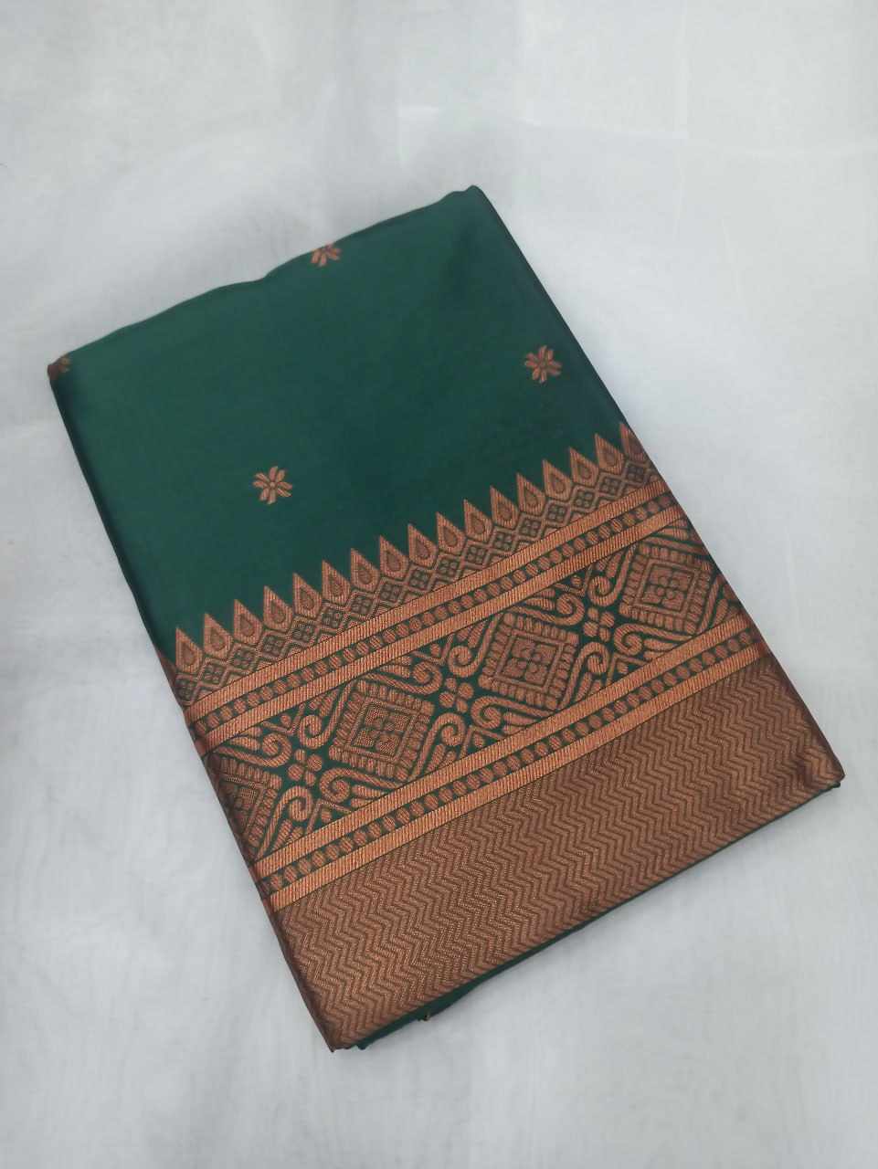 Emerald Green Banarasi Silk Saree (MF 1950)