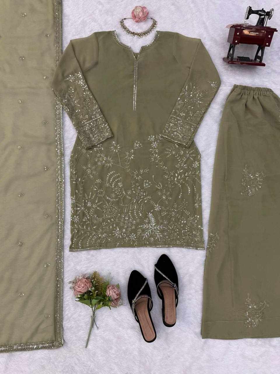 New Premium Elegance Suit  (RTC 6037 )