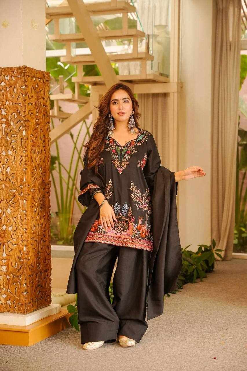 Beautiful Elegant Ethnic Wear Dress  (KD 1616)