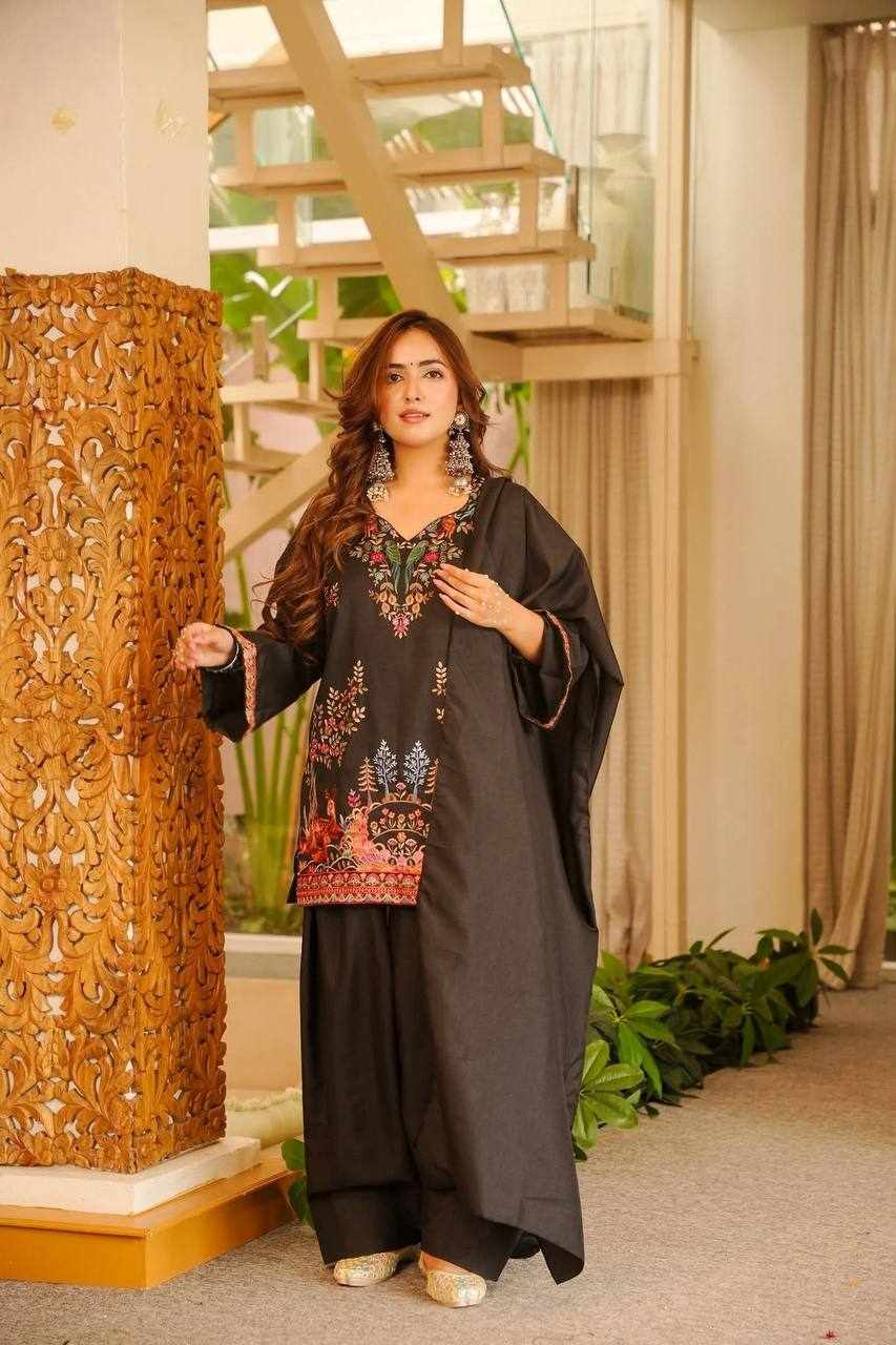 Beautiful Elegant Ethnic Wear Dress  (KD 1616)