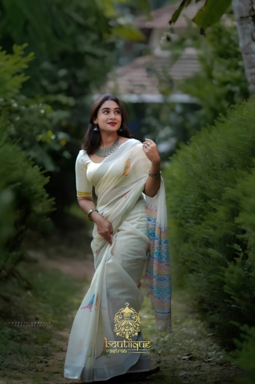 Premium Weaving Patta Linen Cotton Silver Saree