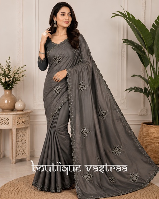 Sophisticated charcoal grey saree (PIYU 1103)