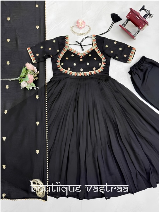 Graceful black Anarkali set   (RTC 6024)