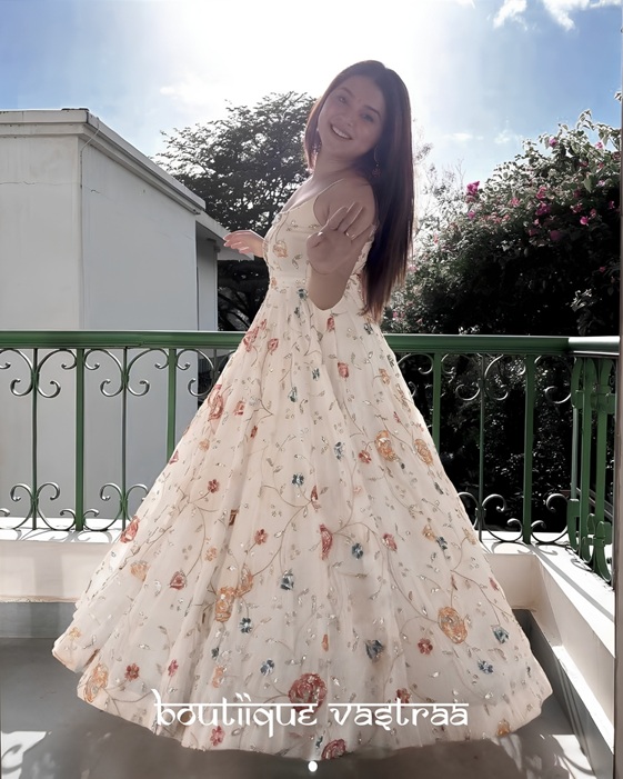 Ivory Floral Anarkali Set   (RTC 6021)