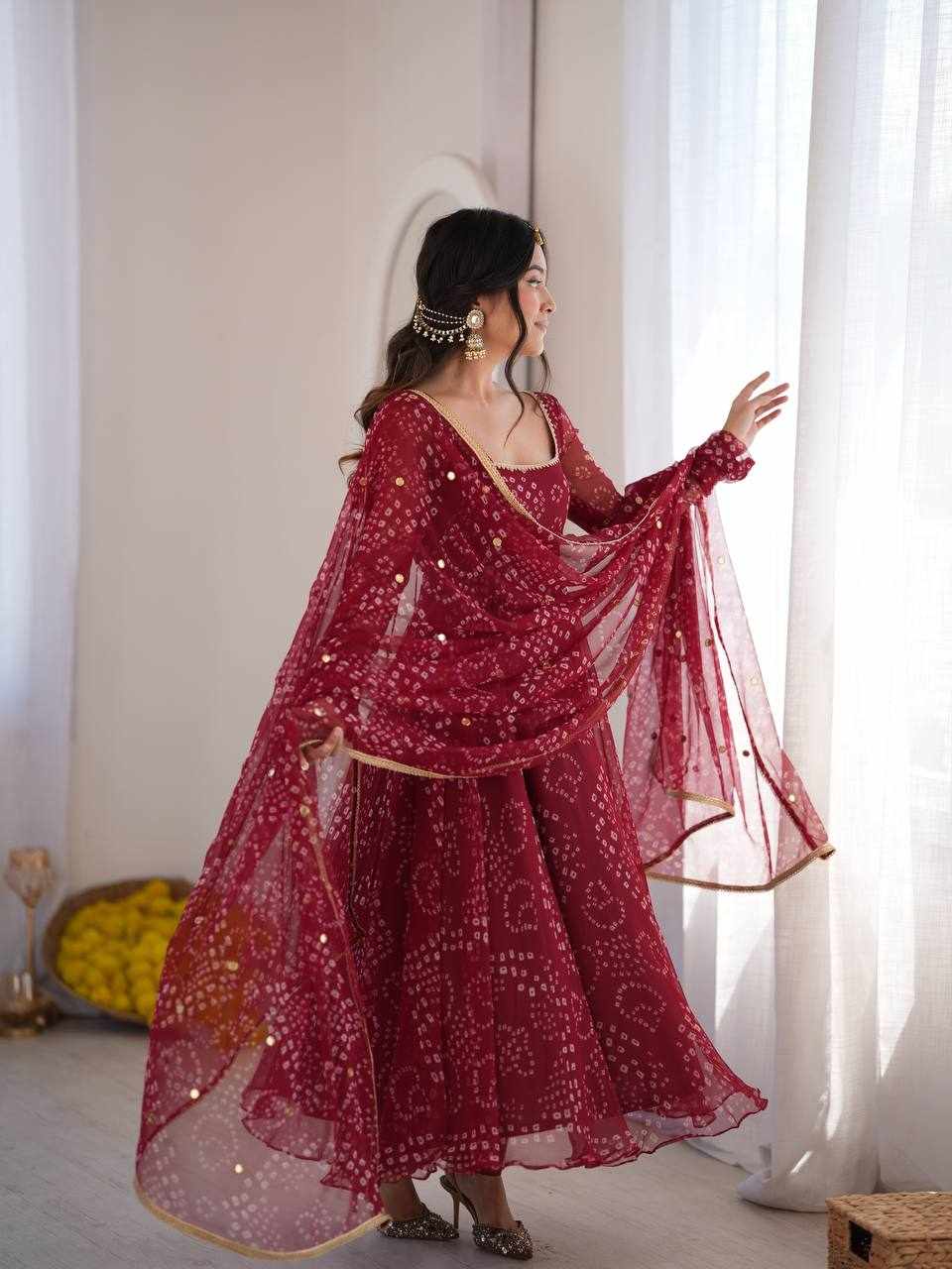 Maroon Bandhani Printed Anarkali Set     (RTC 6063) - Detailed Pallu View