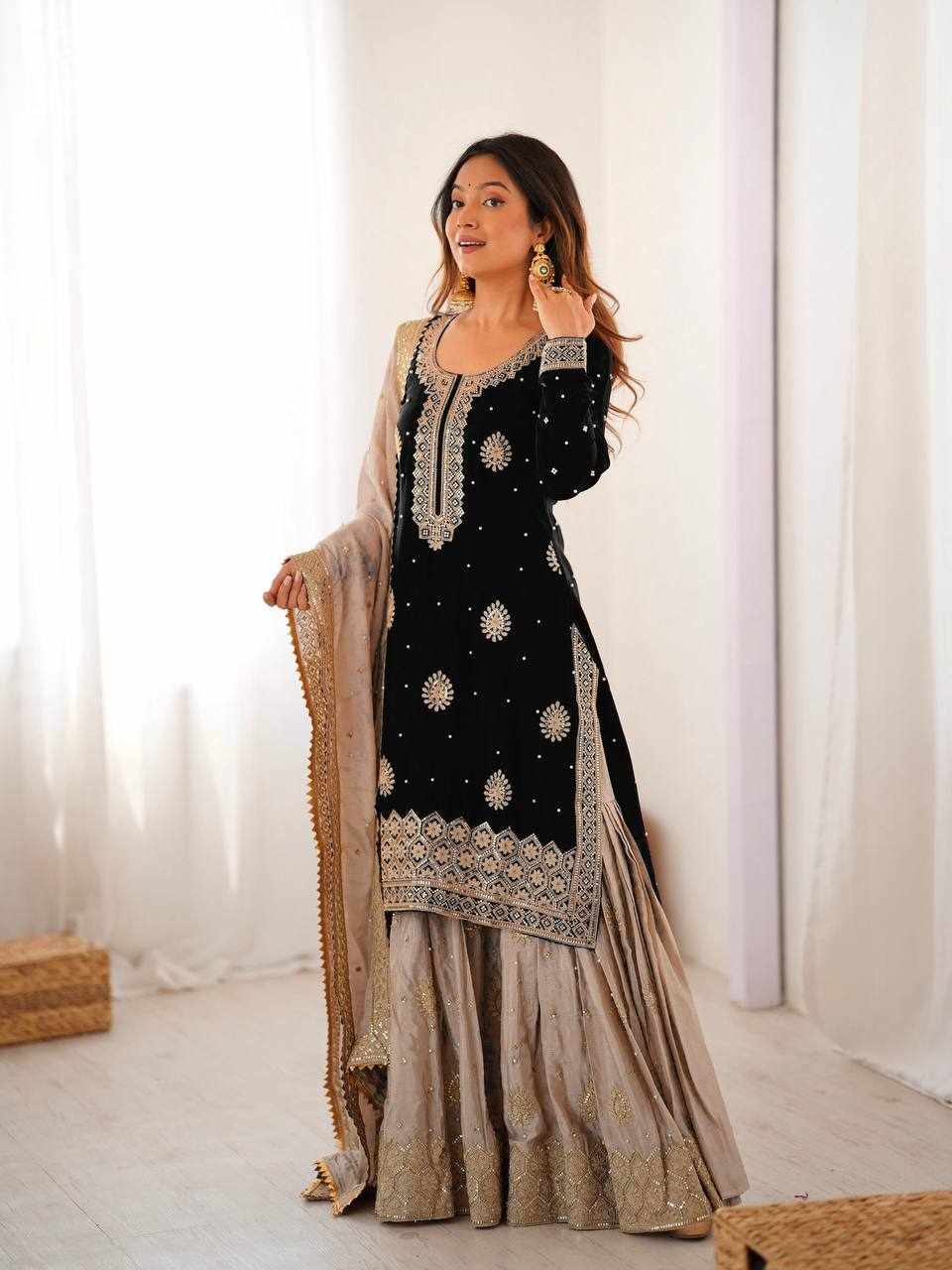 Black Embroidered Anarkali Lehenga Set   RTC 38