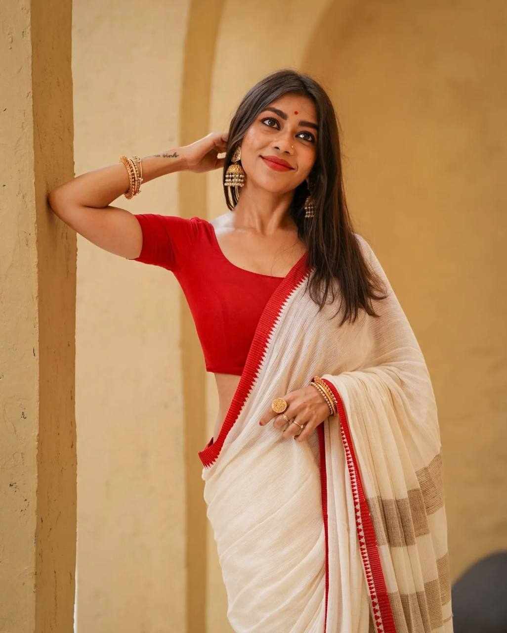 Premium Linen Cotton Digital Printed White Saree     (KPW 430) - Detailed Pallu View