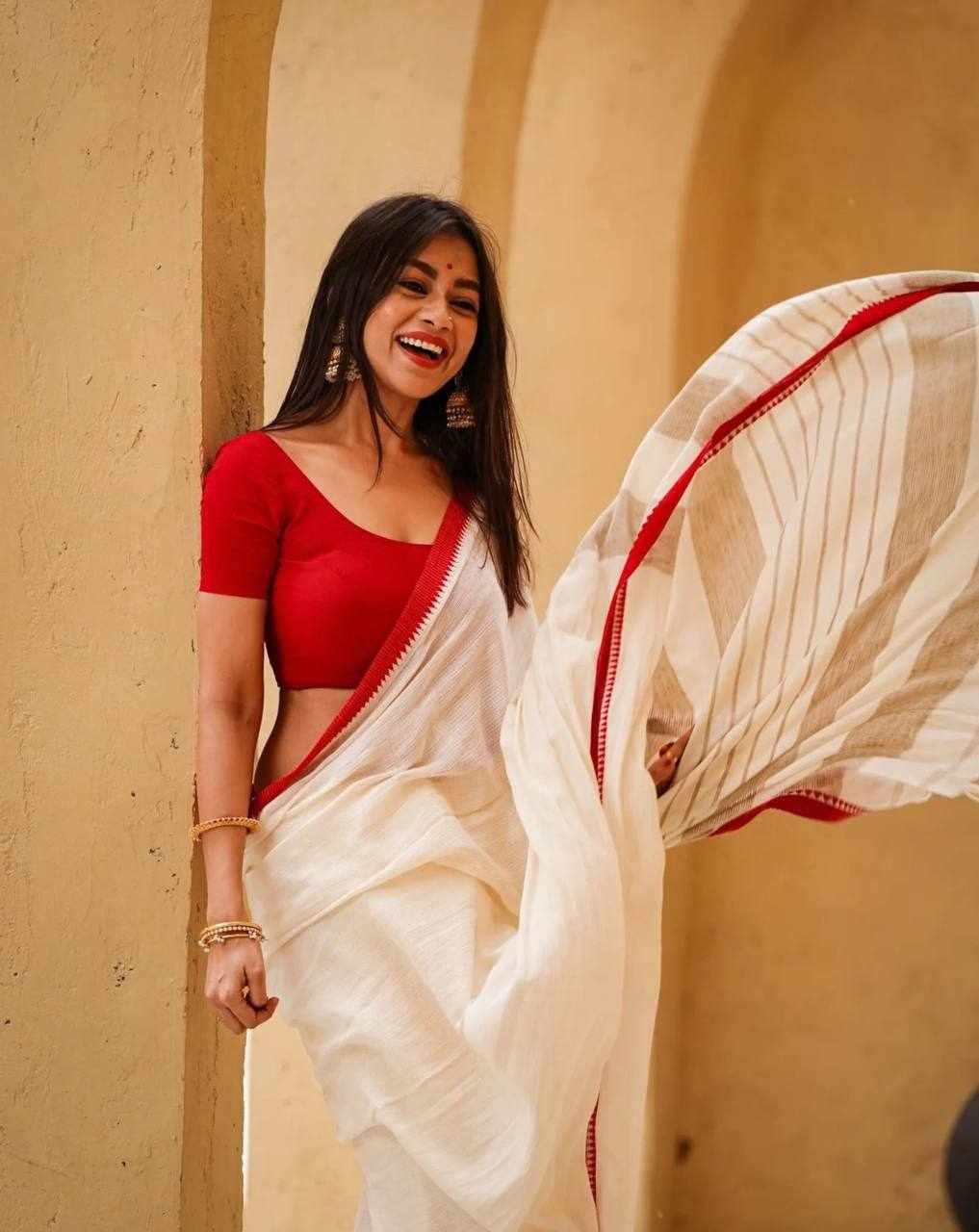 Premium Linen Cotton Digital Printed White Saree     (KPW 430)